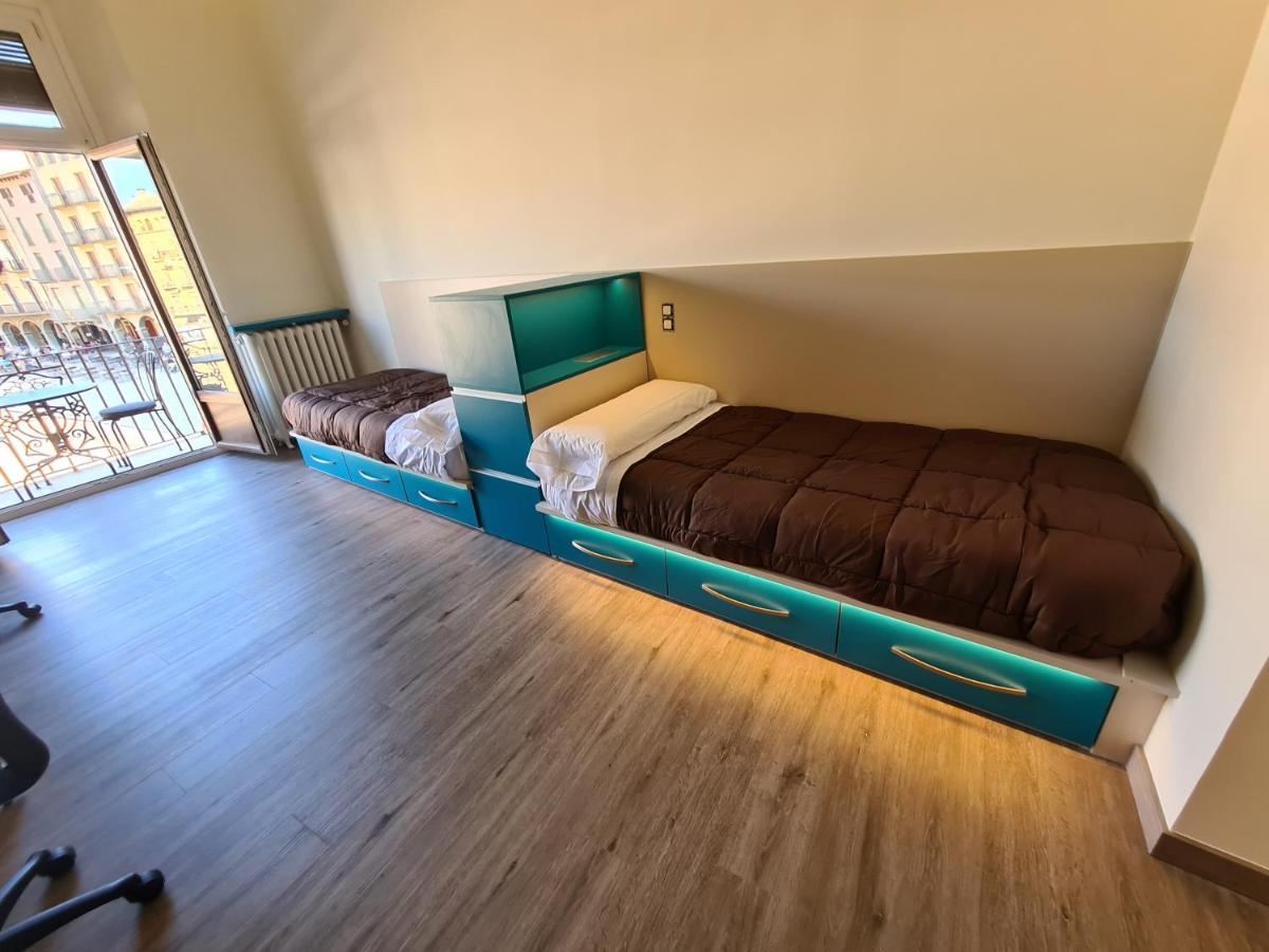 Apartaments Vicus 3 Con Vistas A La Plaza Mayor De Vic Ngoại thất bức ảnh