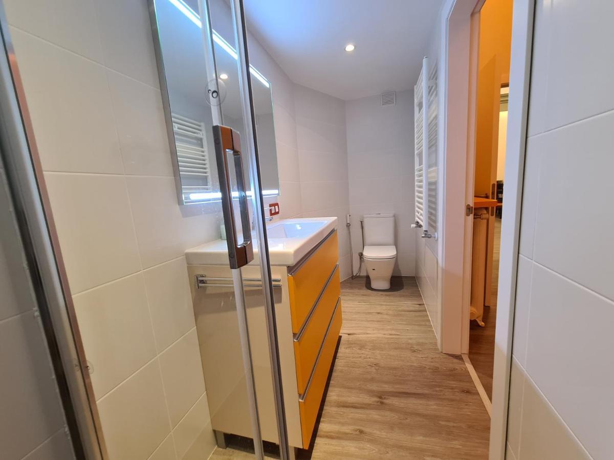 Apartaments Vicus 3 Con Vistas A La Plaza Mayor De Vic Ngoại thất bức ảnh