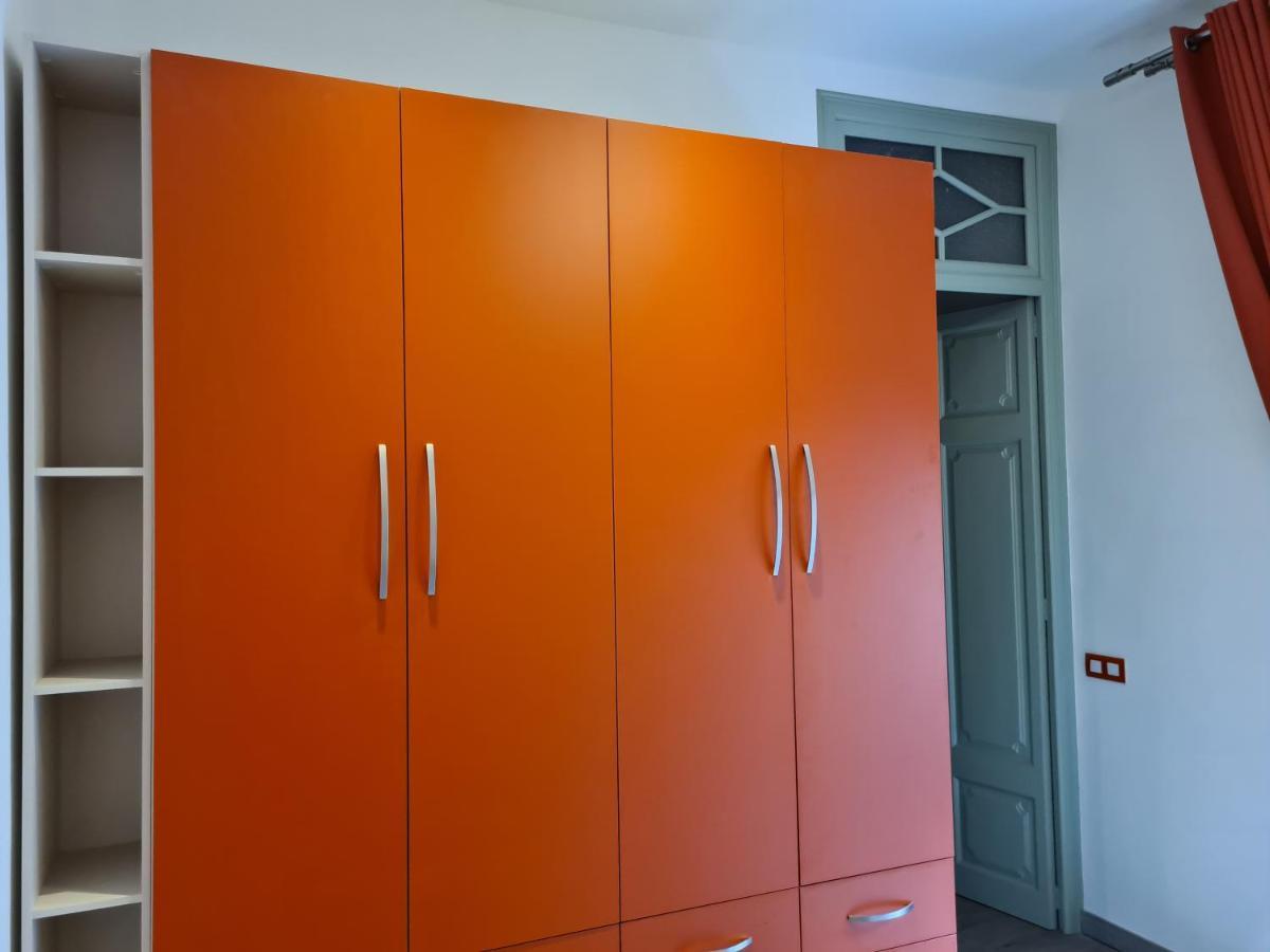 Apartaments Vicus 3 Con Vistas A La Plaza Mayor De Vic Ngoại thất bức ảnh